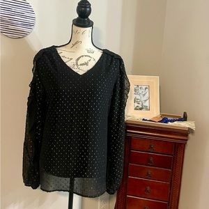 Belle black lined blouse with texture. Size Large